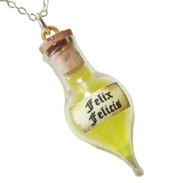 Felix felicis (tečna sreća).jpg, 9 KB